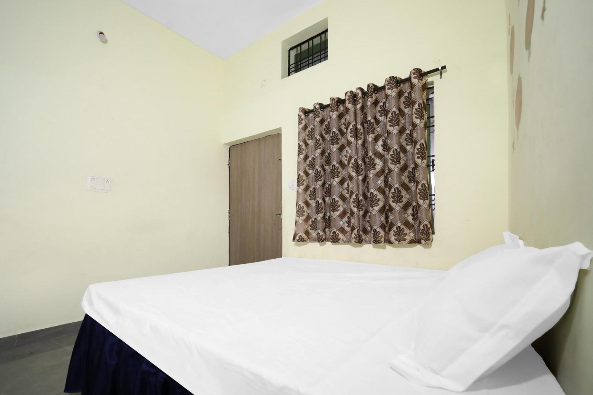Hotel O Amaira Bilāspur Buitenkant foto
